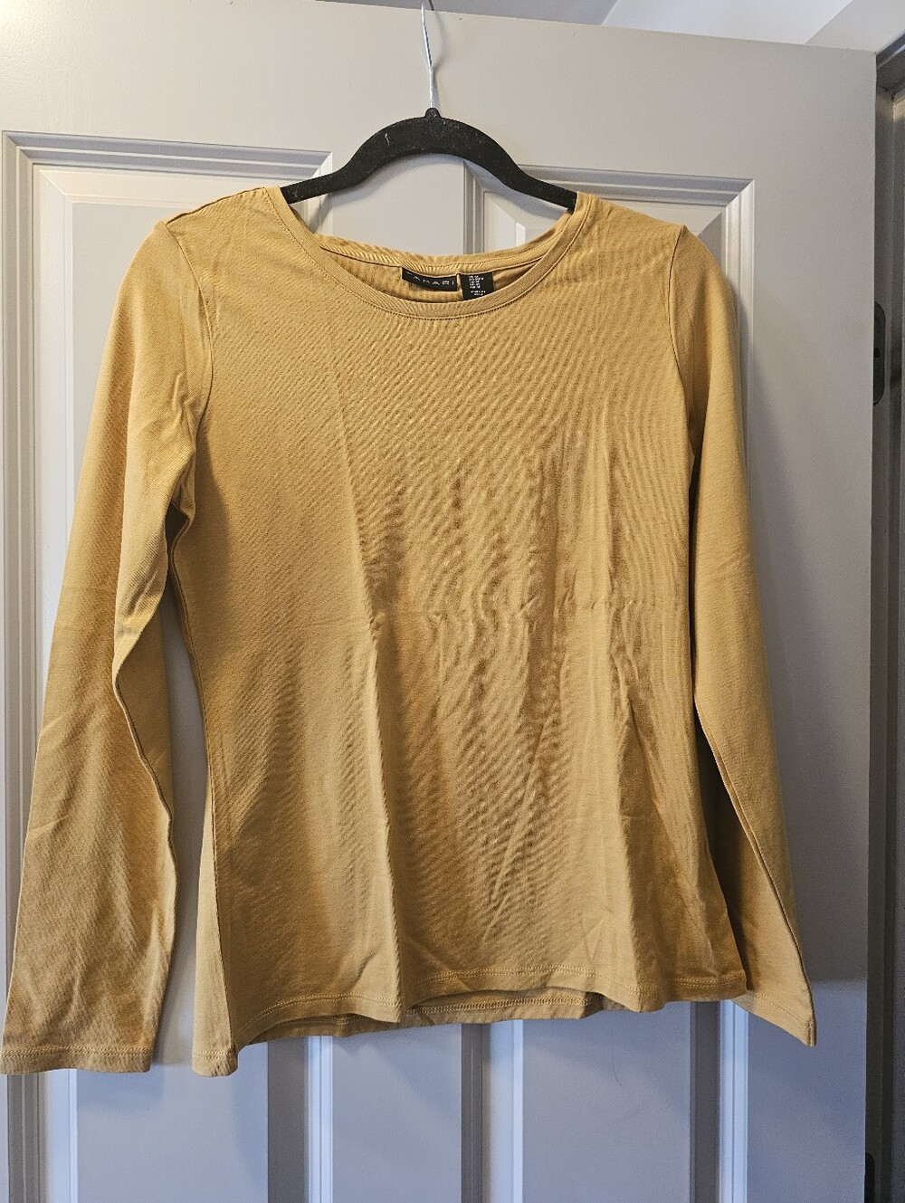 Tahari Mustard Yellow Long-Sleeve Crewneck Top Sz M
